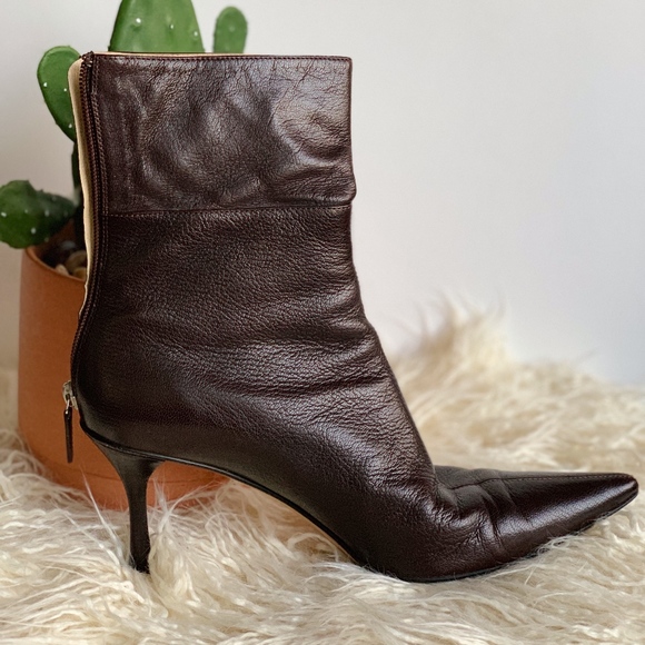 Gucci Brown Leather Slim Heel Ankle boot - Picture 1 of 8